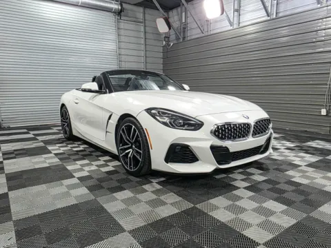 More photos of 2022 BMW Z4 sDrive30i Soft-Top Convertible w/M Sport Pkg at Trust Auto, MD