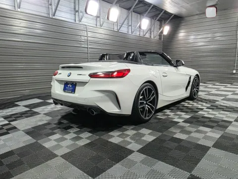 More photos of 2022 BMW Z4 sDrive30i Soft-Top Convertible w/M Sport Pkg at Trust Auto, MD