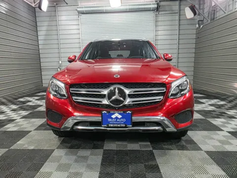 Photos of 2019 Mercedes-Benz GLC 300 for sale in Sykesville, MD at Trust Auto