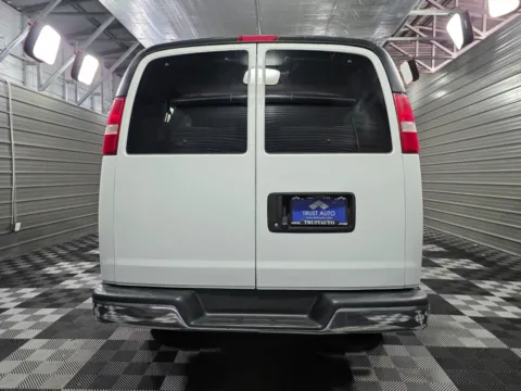 More photos of 2018 Chevrolet Express Passenger LT at Trust Auto, MD