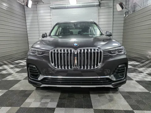 Photos of 2021 BMW X7 xDrive40i for sale in Sykesville, MD at Trust Auto