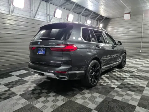 More photos of 2021 BMW X7 xDrive40i at Trust Auto, MD
