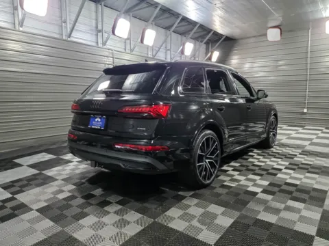 More photos of 2022 Audi Q7 Prestige at Trust Auto, MD