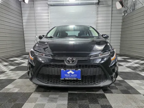 Photos of 2020 Toyota Corolla LE for sale in Sykesville, MD at Trust Auto