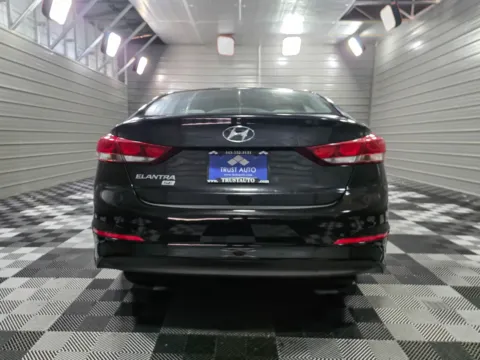 More photos of 2018 Hyundai Elantra SE at Trust Auto, MD