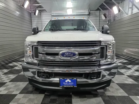 Photos of 2019 Ford Super Duty F-350 DRW XLT for sale in Sykesville, MD at Trust Auto