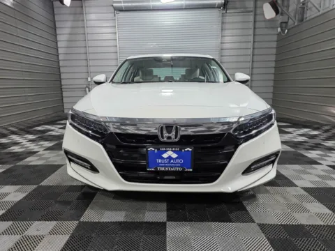 Photos of 2019 Honda Accord Hybrid Touring for sale in Sykesville, MD at Trust Auto