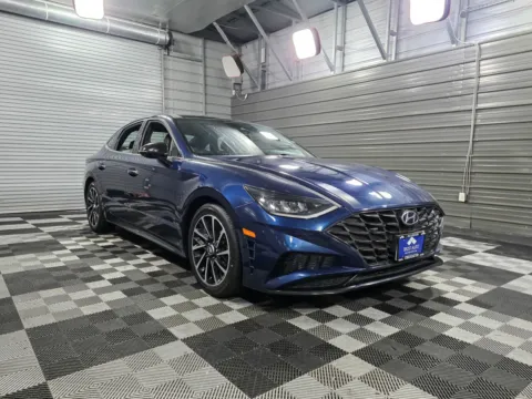 Another view of 2020 Hyundai Sonata SEL Plus for sale in Sykesville, MD at Trust Auto