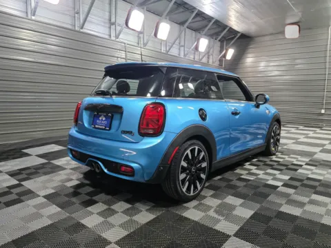 More photos of 2019 MINI Hardtop 2 Door Cooper S at Trust Auto, MD