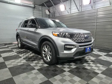 More photos of 2021 Ford Explorer Limited 4WD 7-Passenger SUV at Trust Auto, MD