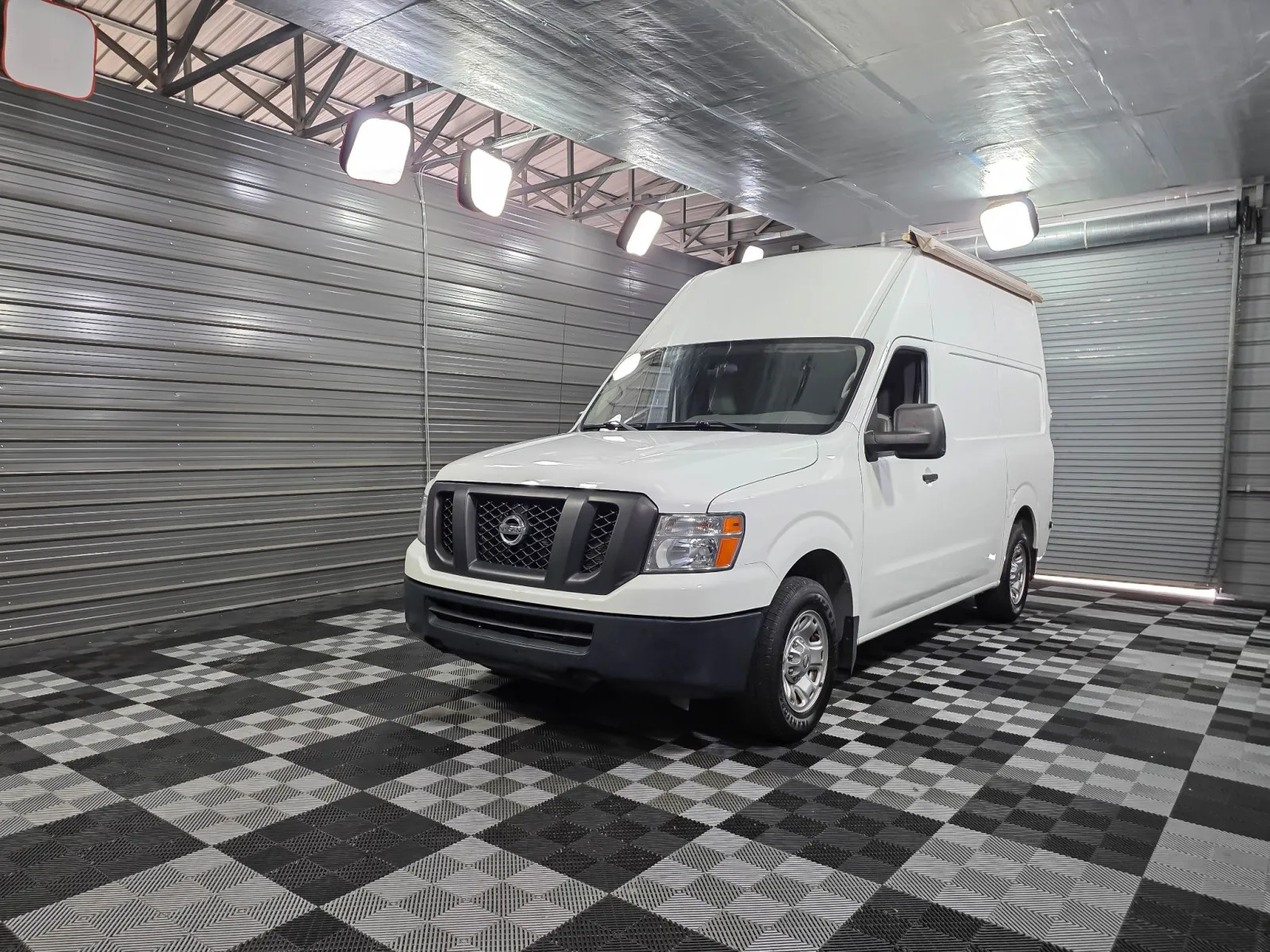 Red 2017 Nissan NV Cargo S for sale in Sykesville, MD