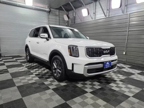 Another view of 2023 Kia Telluride LX for sale in Sykesville, MD at Trust Auto
