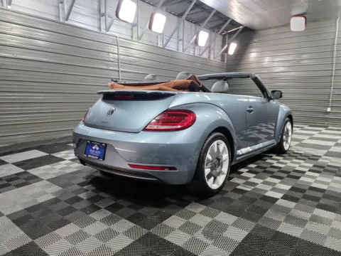 More photos of 2019 Volkswagen Beetle Convertible S at Trust Auto, MD
