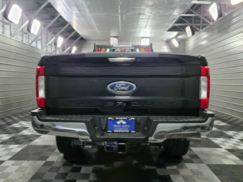 More photos of 2017 Ford Super Duty F-350 SRW Platinum at Trust Auto, MD