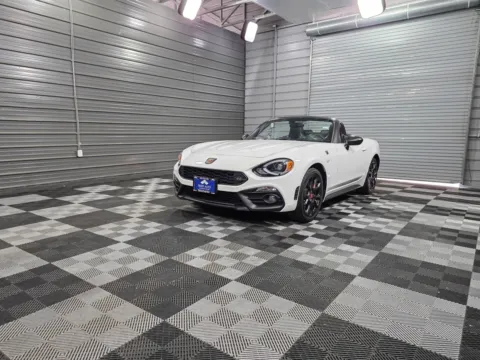 White 2019 FIAT 124 Spider Urbana Edition for sale in Sykesville, MD