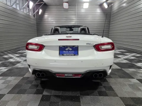 More photos of 2019 FIAT 124 Spider Urbana Edition at Trust Auto, MD