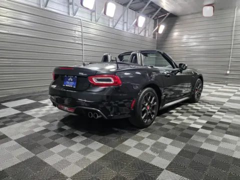 More photos of 2018 FIAT 124 Spider Lusso at Trust Auto, MD
