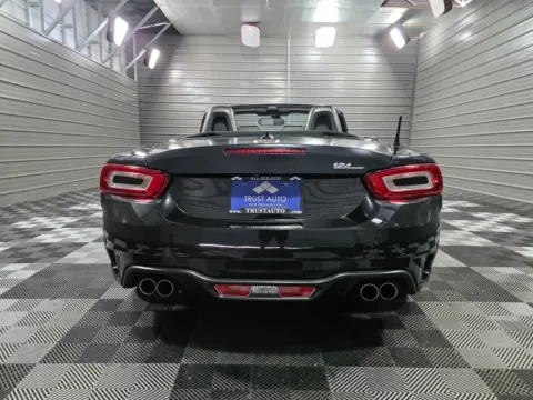 More photos of 2018 FIAT 124 Spider Lusso at Trust Auto, MD