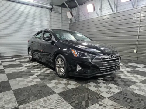 Another view of 2019 Hyundai Elantra Limited for sale in Sykesville, MD at Trust Auto