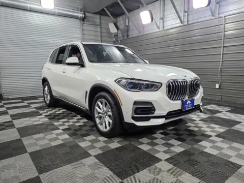 Another view of 2023 BMW X5 xDrive40i for sale in Sykesville, MD at Trust Auto