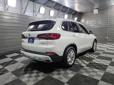 More photos of 2023 BMW X5 xDrive40i at Trust Auto, MD