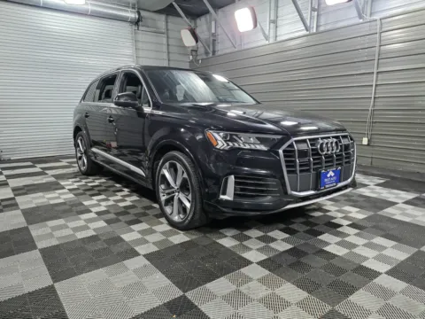 More photos of 2021 Audi Q7 Prestige 55 TFSI Quattro Prestige AWD 7-Passenger Luxury SUV at Trust Auto, MD