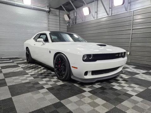 More photos of 2020 Dodge Challenger SRT Hellcat HEMI Luxury Coupe at Trust Auto, MD