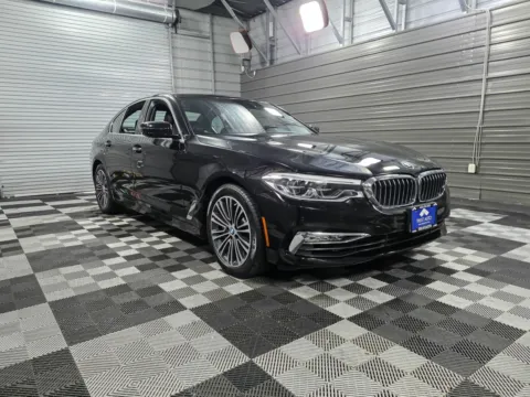 More photos of 2018 BMW 5 Series 530i xDrive AWD Luxury Sedan w/Premium Pkg at Trust Auto, MD