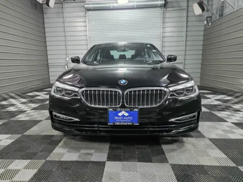 Another view of 2018 BMW 5 Series 530i xDrive AWD Luxury Sedan w/Premium Pkg for sale in Sykesville, MD at Trust Auto