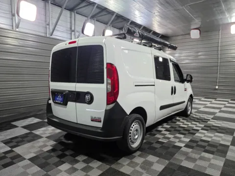 More photos of 2018 Ram ProMaster City Cargo Tradesman Minivan/Van w/Roof Racks at Trust Auto, MD
