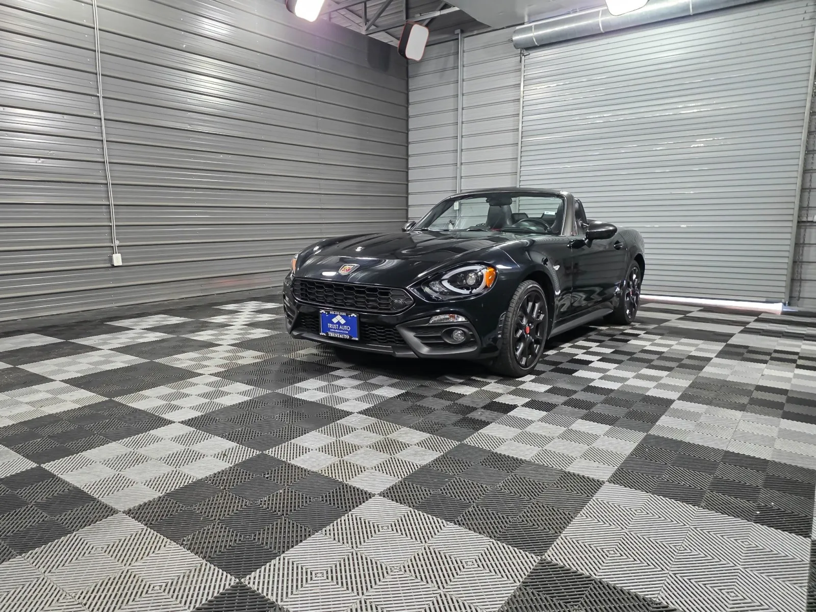 White 2019 FIAT 124 Spider Urbana Edition for sale in Sykesville, MD