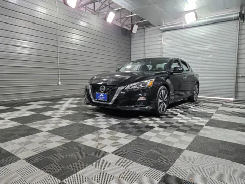 Silver 2020 Nissan Altima 2.5 SL for sale in Sykesville, MD