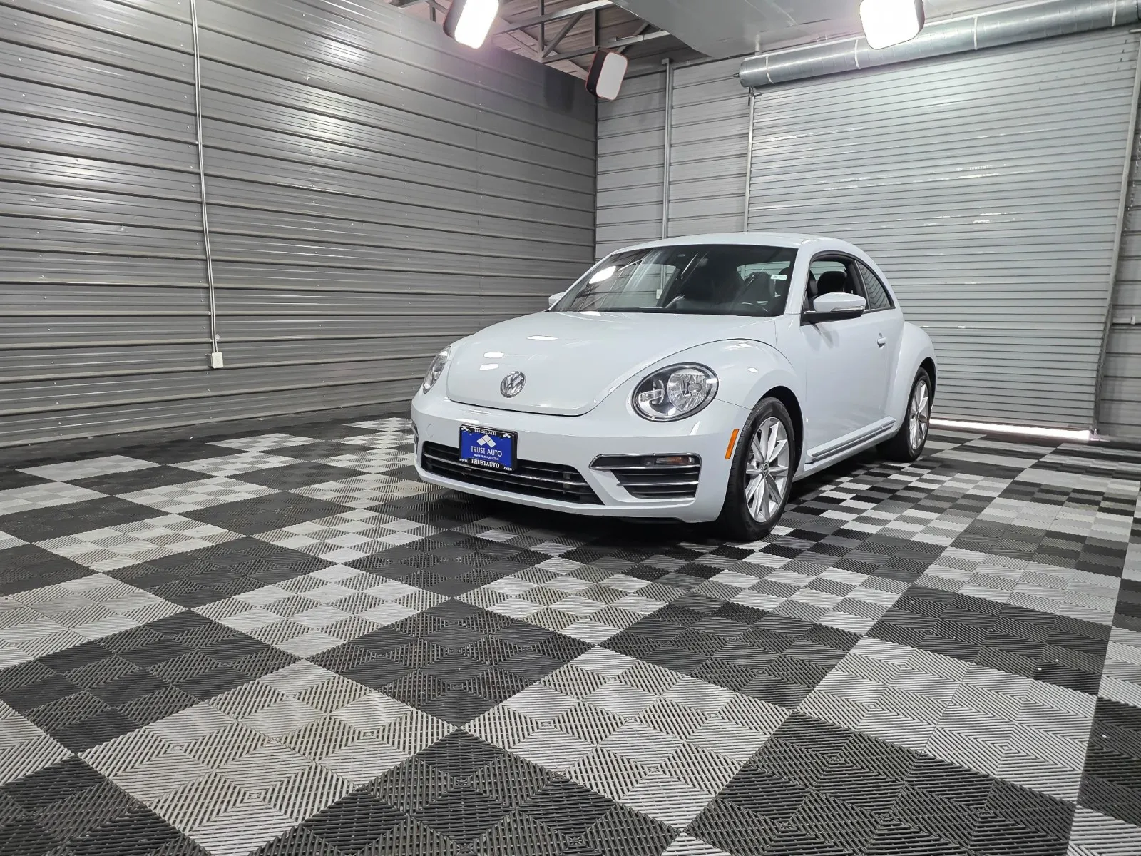 Green 2017 Volkswagen Beetle 1.8T SEL for sale in Sykesville, MD