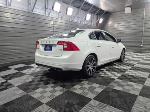 More photos of 2017 Volvo S60 Inscription Platinum at Trust Auto, MD
