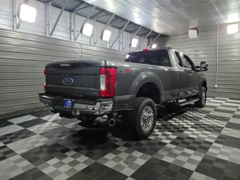 More photos of 2017 Ford Super Duty F-250 Lariat 4WD SuperCab 8FT Bed Pickup Truck at Trust Auto, MD