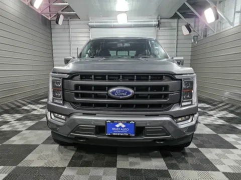 Another view of 2022 Ford F-150 LARIAT 4WD SuperCrew 3.5L Ecoboost Pickup Truck for sale in Sykesville, MD at Trust Auto