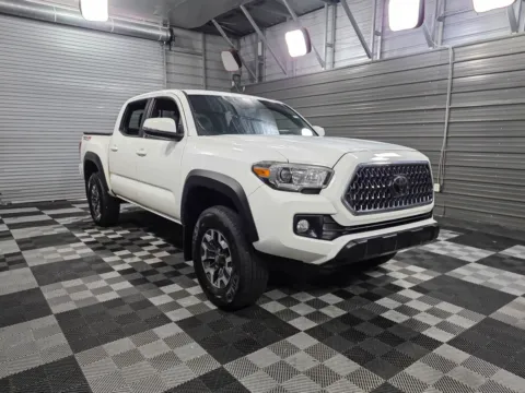 More photos of 2018 Toyota Tacoma TRD Off Road 4WD Double Cab Pickup Truck at Trust Auto, MD