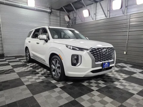 More photos of 2021 Hyundai Palisade Limited AWD 7-Passenger SUV at Trust Auto, MD