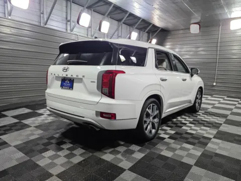More photos of 2021 Hyundai Palisade Limited AWD 7-Passenger SUV at Trust Auto, MD