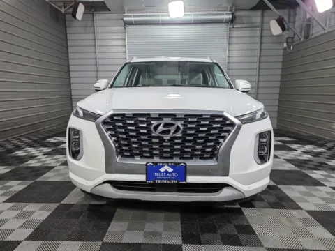 Another view of 2021 Hyundai Palisade Limited AWD 7-Passenger SUV for sale in Sykesville, MD at Trust Auto