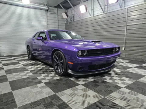 More photos of 2023 Dodge Challenger R/T 6-Speed Manual 5.7L V8 HEMI Sport Coupe at Trust Auto, MD