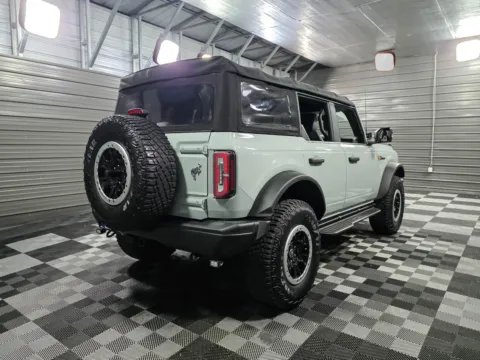 More photos of 2022 Ford Bronco Badlands 4WD Ecoboost Soft-Top SUV w/Sasquatch/Equipment Group Pkgs at Trust Auto, MD