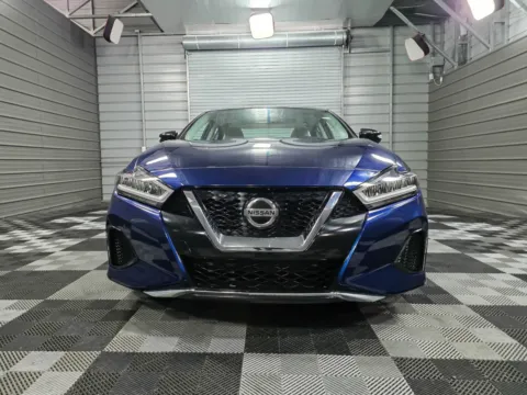 Another view of 2019 Nissan Maxima SL 3.5L V6 Luxury 4-Door Sedan for sale in Sykesville, MD at Trust Auto