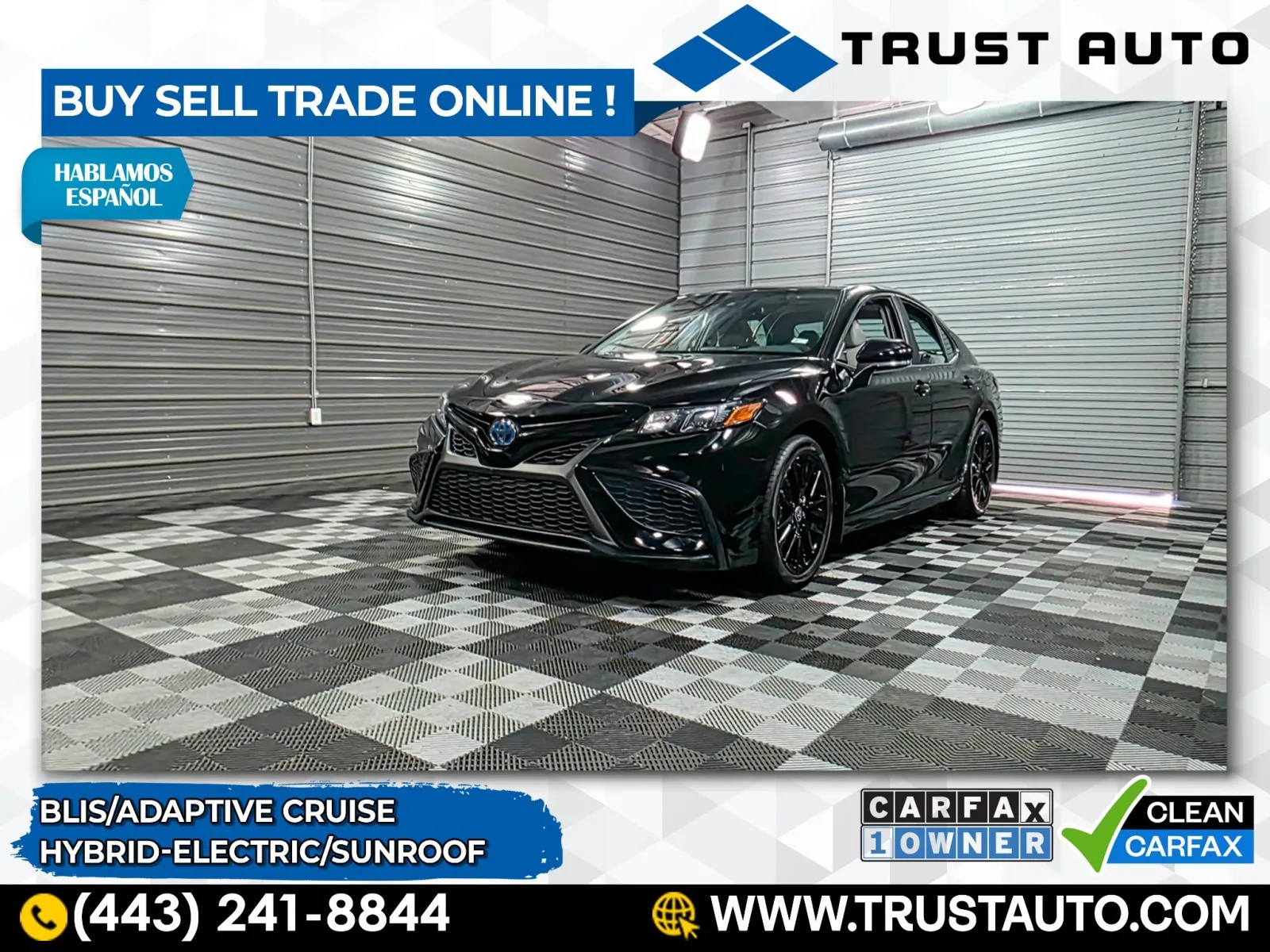 2023 Toyota Camry SE Hybrid-Electric Sedan