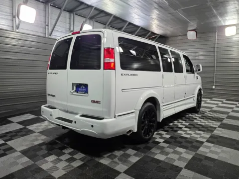 More photos of 2021 GMC Savana 2500 7-Passenger Limited Explorer SE 135 WB Luxury Conversion Van w/Entertainment Pkg at Trust Auto, MD