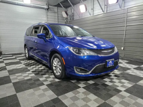More photos of 2019 Chrysler Pacifica Touring L 7-Passenger Minivan/Van at Trust Auto, MD