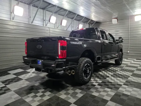 More photos of 2025 Ford Super Duty F-250 LARIAT 4WD Crew Cab Power Stroke Diesel Pickup Truck w/Tremor Off-Road/Ultimate Pkgs at Trust Auto, MD