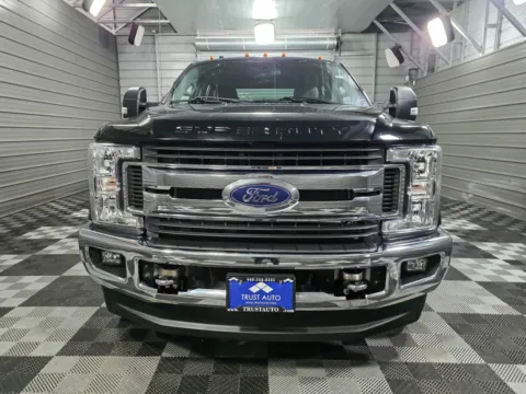 Photos of 2018 Ford Super Duty F-350 SRW Limited for sale in Sykesville, MD at Trust Auto