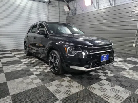 Another view of 2024 Kia Niro EX for sale in Sykesville, MD at Trust Auto