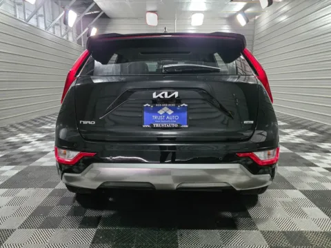 More photos of 2024 Kia Niro EX at Trust Auto, MD